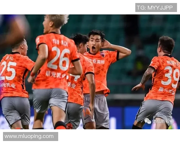 武汉篮球队以67分领跑精英赛积分榜展现强劲实力